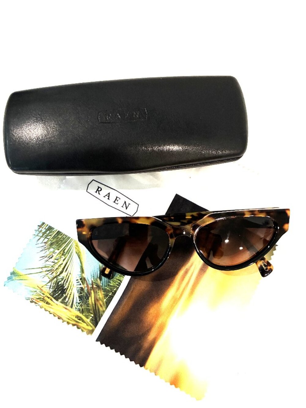 RAEN Optics Acie Sunglasses- Cat-Eye Classic Tortoiseshell Frame